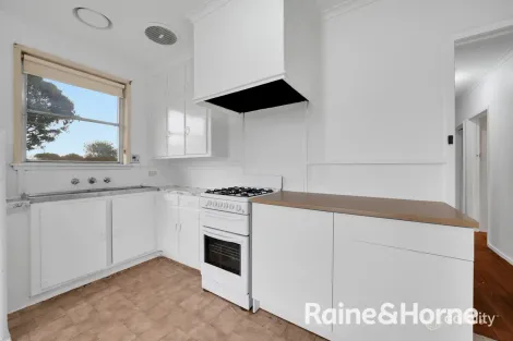 Property photo of 2 Deborah Street Werribee VIC 3030