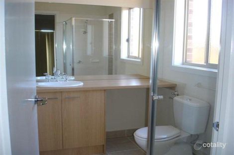 Property photo of 31 Andie Way Tarneit VIC 3029
