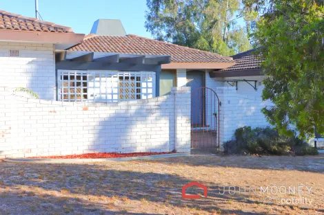 3/2 Banks Ave, Kooringal, NSW 2650