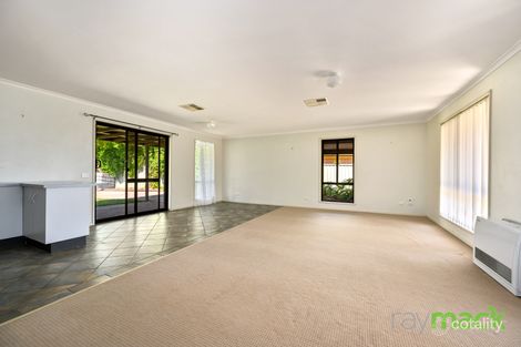 Property photo of 31 St Andrews Circuit Thurgoona NSW 2640
