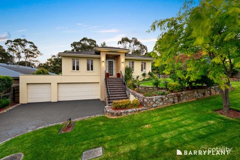 9 Woods Point Dr, Beaconsfield, VIC 3807