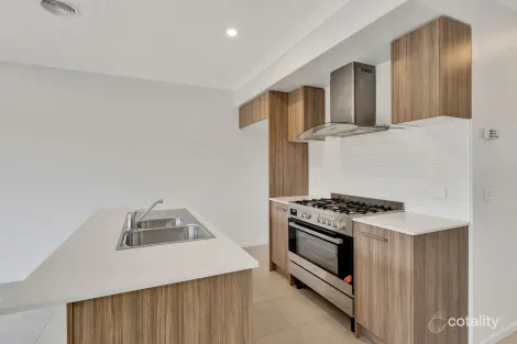 Property photo of 14 Wetherby Road Wyndham Vale VIC 3024