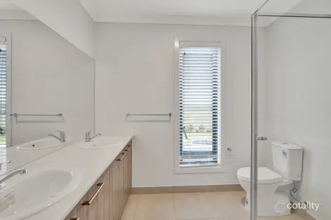 Property photo of 14 Wetherby Road Wyndham Vale VIC 3024
