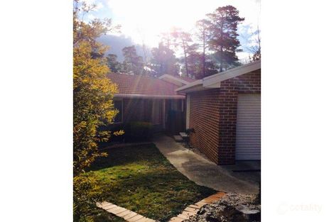 Property photo of 9 Dettmann Close Isaacs ACT 2607