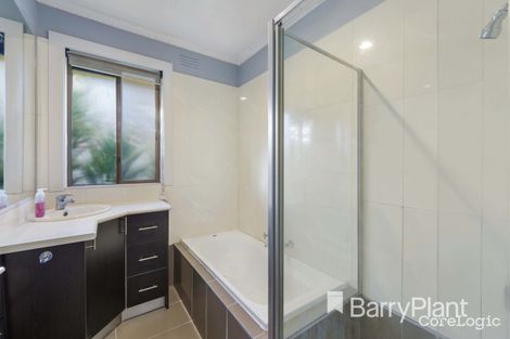 Property photo of 1/69 Oberon Avenue St Albans VIC 3021