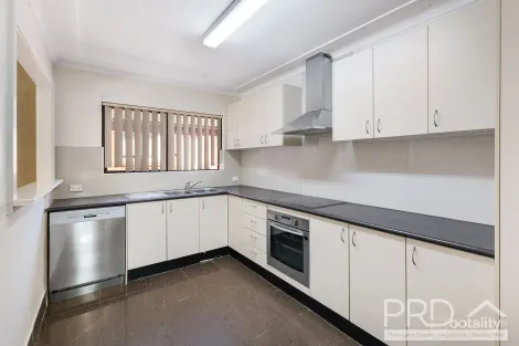 Property photo of 3/28 Broadarrow Road Narwee NSW 2209