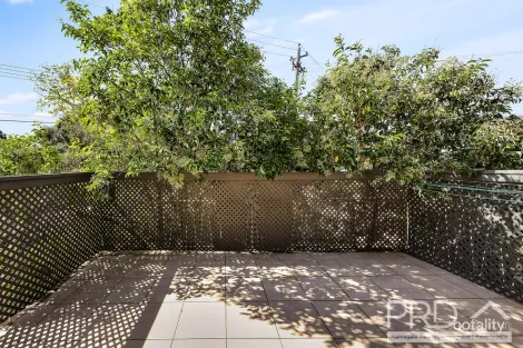 Property photo of 3/28 Broadarrow Road Narwee NSW 2209