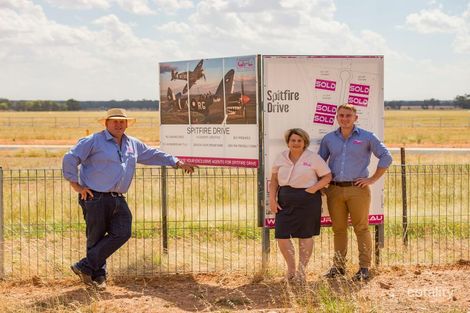 1 Spitfire Dr, Temora, NSW 2666