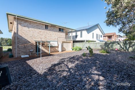 Property photo of 98 Sandys Beach Drive Sandy Beach NSW 2456