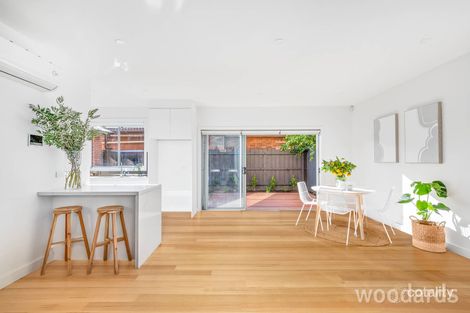 Property photo of 2/7 Lindsay Street Reservoir VIC 3073