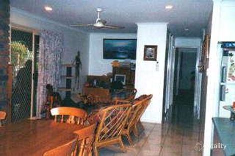 Property photo of 11 Rosslyn Close Clinton QLD 4680