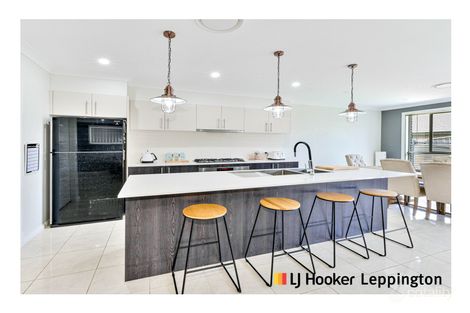 Property photo of 14 Venturer Parade Leppington NSW 2179