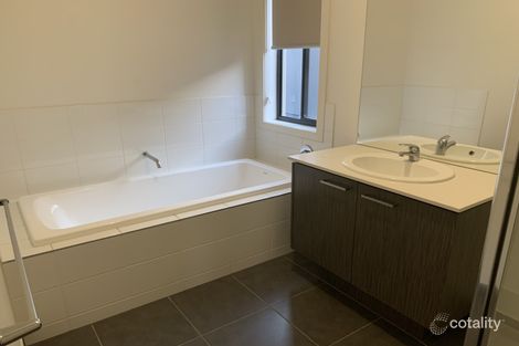 Property photo of 79 Mulloway Drive Point Cook VIC 3030