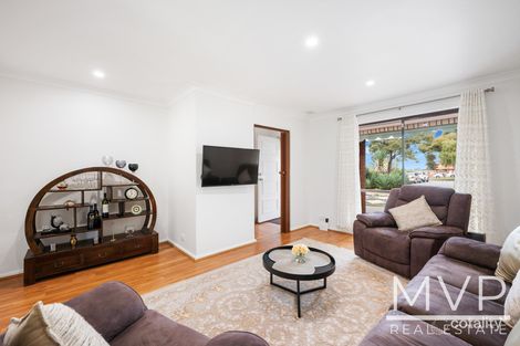 Property photo of 27 Hadley Gardens Kardinya WA 6163