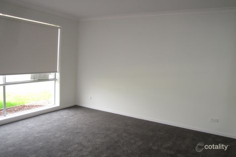 Property photo of 17 Bridport Street Cranbourne West VIC 3977