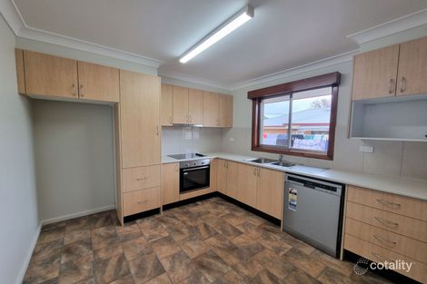 2/8 Speare Ave, Armidale, NSW 2350