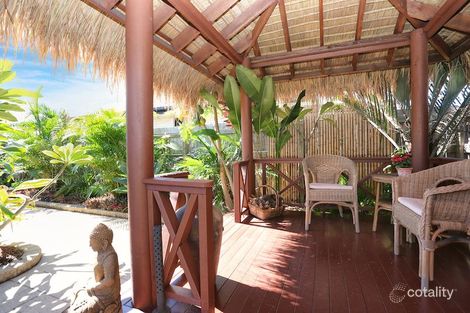 Property photo of 33 Sandheath Place Ningi QLD 4511