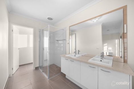 Property photo of 26 Maritime Circuit Point Cook VIC 3030