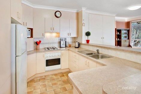 Property photo of 37 Folkestone Road Glen Waverley VIC 3150