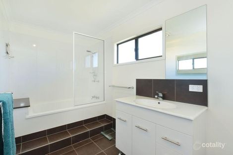 Property photo of 1/5 Carina Close White Rock QLD 4868