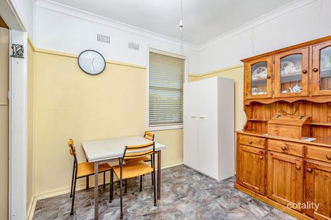 Property photo of 15 Blackbutt Parade Kotara South NSW 2289