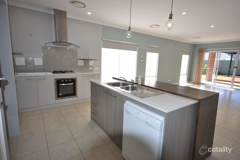 Property photo of 2 Maggie Way Geographe WA 6280