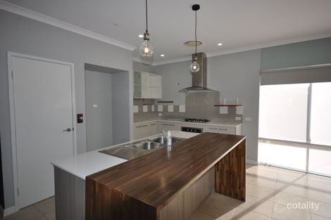 Property photo of 2 Maggie Way Geographe WA 6280