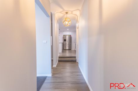 Property photo of 16 Currawong Drive Calala NSW 2340