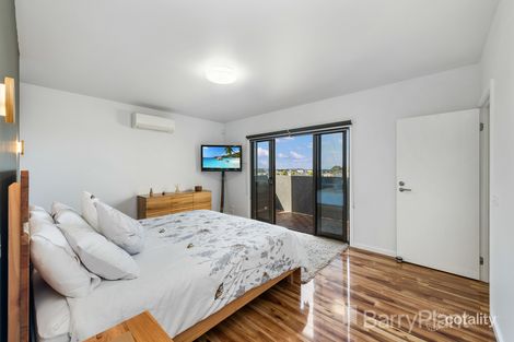 Property photo of 37 Toucan Road Tarneit VIC 3029