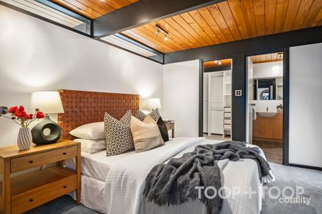 Property photo of 37 Alison Drive Happy Valley SA 5159