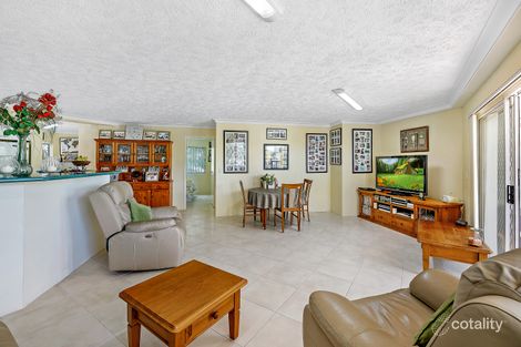 Property photo of 5/20 Canal Avenue Runaway Bay QLD 4216