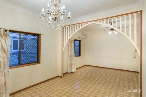 Property photo of 121 Kennigo Street Spring Hill QLD 4000