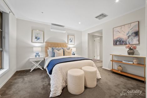 Property photo of 24 Pepperbush Crescent Langwarrin VIC 3910