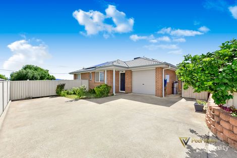 Property photo of 9B Warrumbungle Close North Tamworth NSW 2340