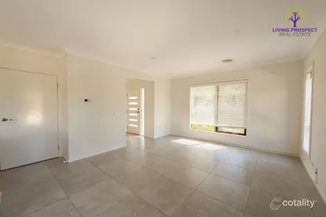 Property photo of 7 Regulus Way Point Cook VIC 3030