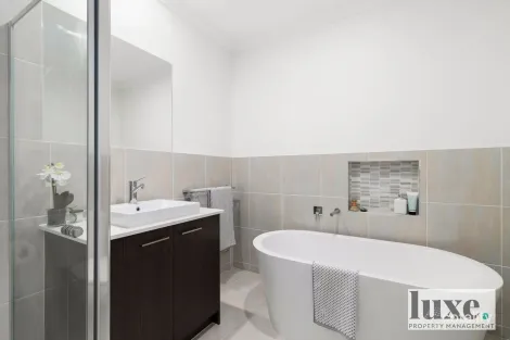 Property photo of 5 Connect Way Mount Duneed VIC 3217