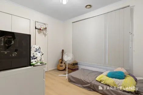 Property photo of 1/24 Tate Avenue Wantirna South VIC 3152