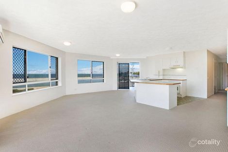Property photo of 155 Wynnum Esplanade Wynnum QLD 4178