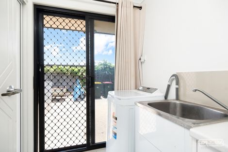 Property photo of 20 Riviera Way Mulambin QLD 4703