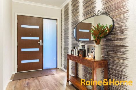 Property photo of 5 Taradale Street Cranbourne North VIC 3977