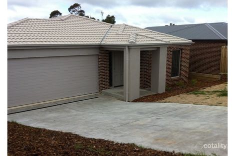 53 Mountain Grey Cct, Morwell, VIC 3840