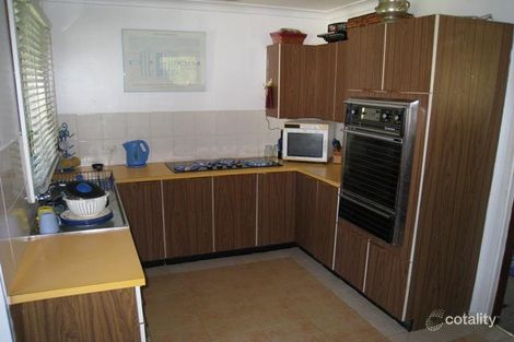 Property photo of 32 Redwood Crescent Gateshead NSW 2290