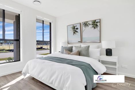 Property photo of 121 Ketley Circuit Marsden Park NSW 2765