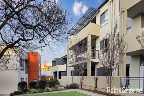Property photo of 6D/17 Uriarra Road Queanbeyan NSW 2620