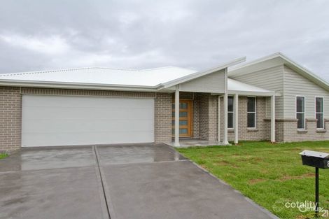 Property photo of 8 Seaside Circuit Caves Beach NSW 2281