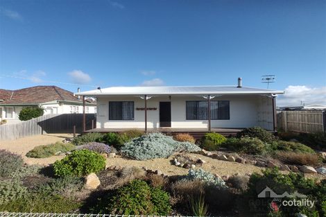 Property photo of 77 Main Road Seaspray VIC 3851