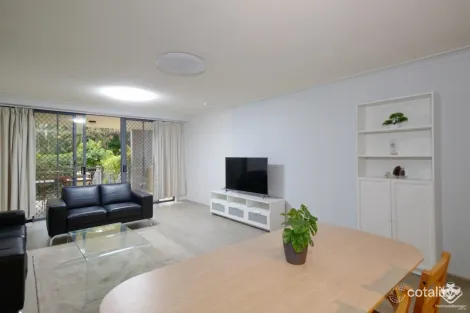 Property photo of 139 Macquarie Street St Lucia QLD 4067