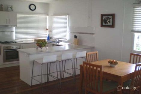 Property photo of 21 Middle Street Highgate Hill QLD 4101