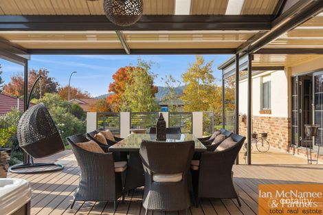 Property photo of 18 Jasmine Gardens Jerrabomberra NSW 2619