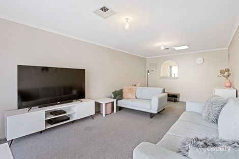 Property photo of 2/31 Epstein Drive Morphett Vale SA 5162
